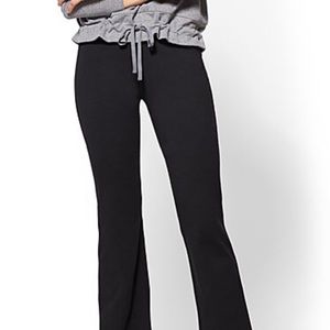 NWT yoga Pants